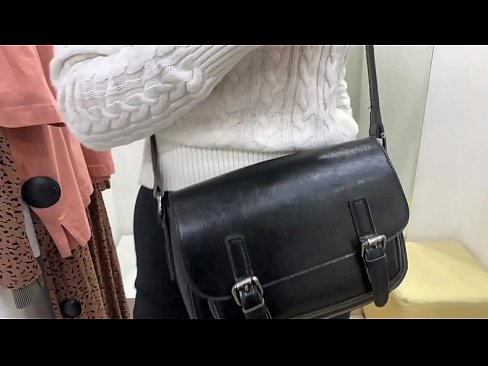 ❤️ Masturbasyon piblik nan jenn femèl FeralBerry ak yon gode nan sal la Fitting ❤ Jis pònografi nan pònografi ht.dreamlandpassionjourney.ru ️❤